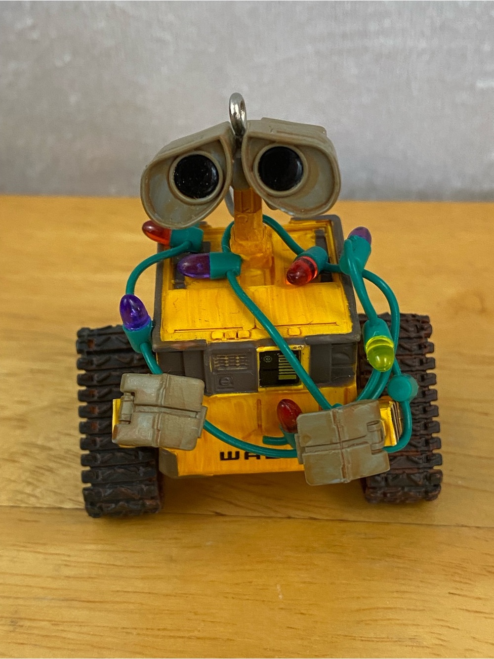2008 Hallmark Keepsake "Deck the Planet!" WALL-E Ornament